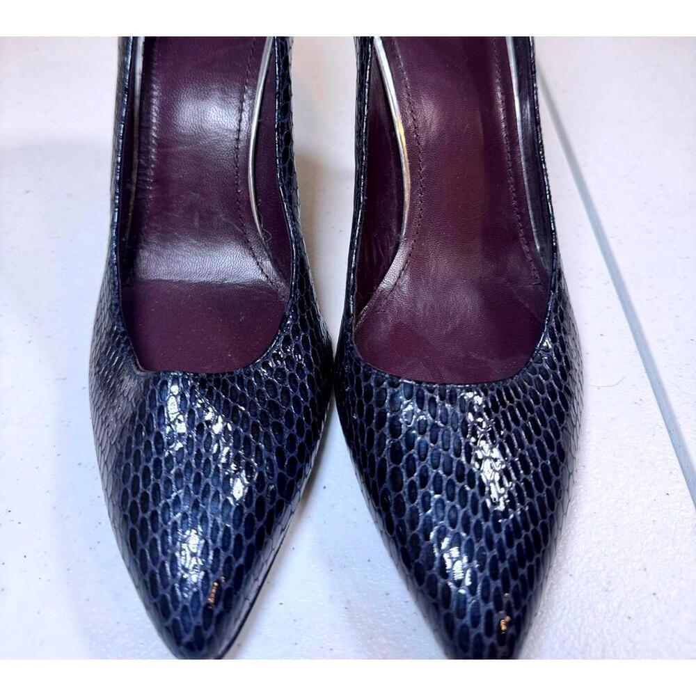 Stuart Weitzman Navy Python Print Pointed Toe Pumps
